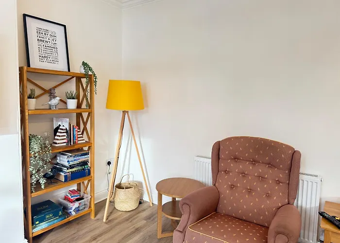 Chic 2-bed Retreat In The Heart Of Oakwood! Apartman Leeds