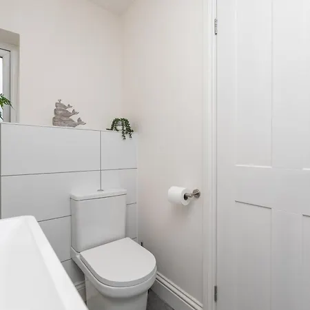 公寓 Chic 2-bed Retreat In The Heart Of Oakwood! *