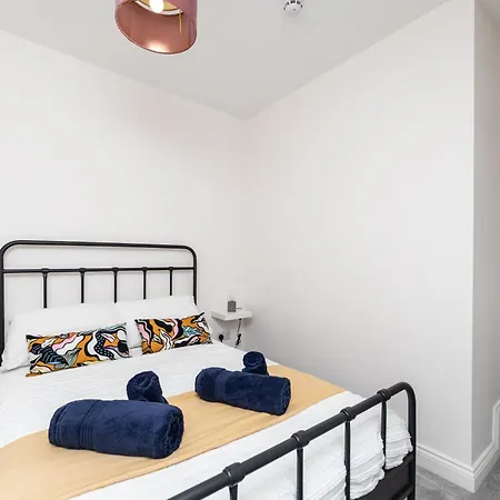 公寓 Chic 2-bed Retreat In The Heart Of Oakwood! 利兹