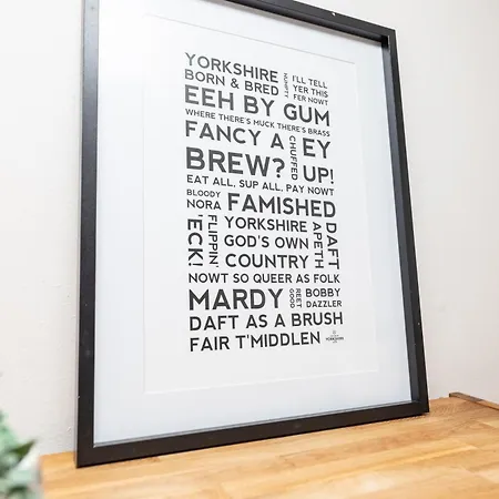 Chic 2-bed Retreat In The Heart Of Oakwood! 公寓 *